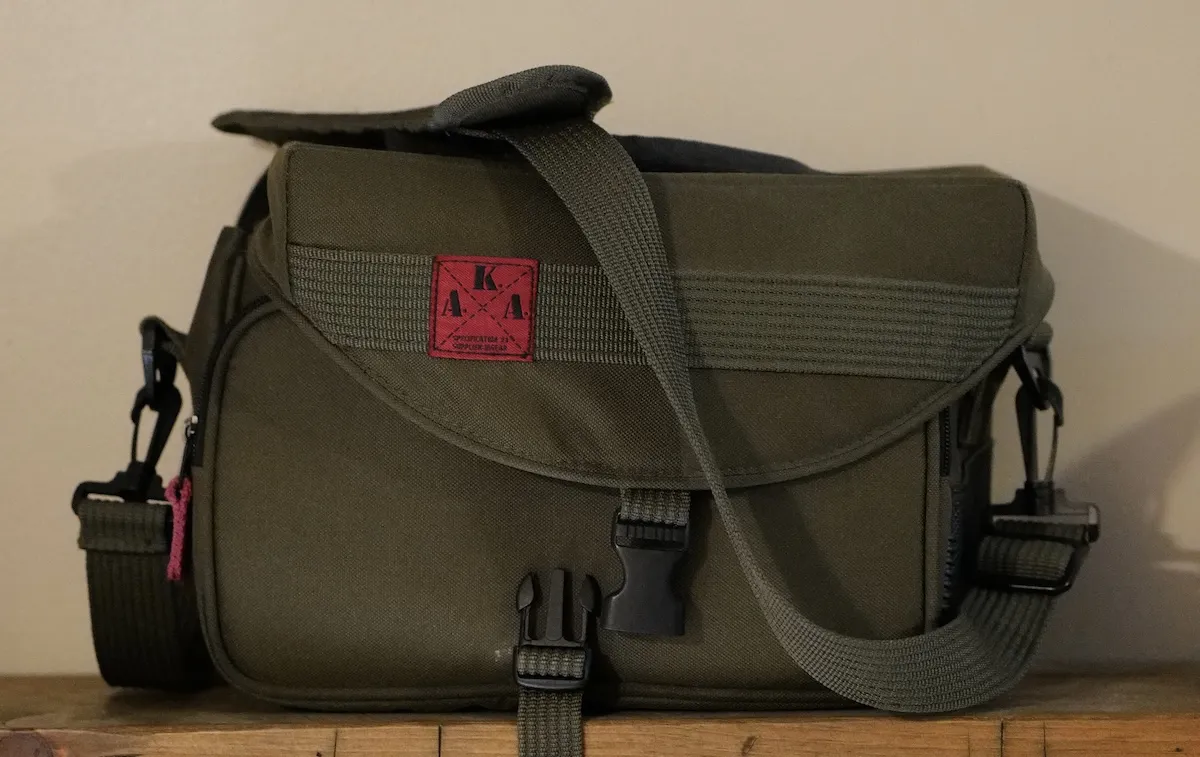 Gxrh unknown camera bag