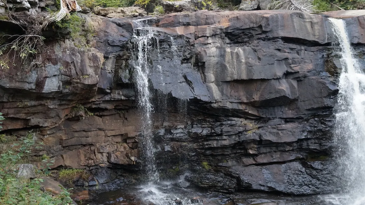 Gxrh waterfall slt a58